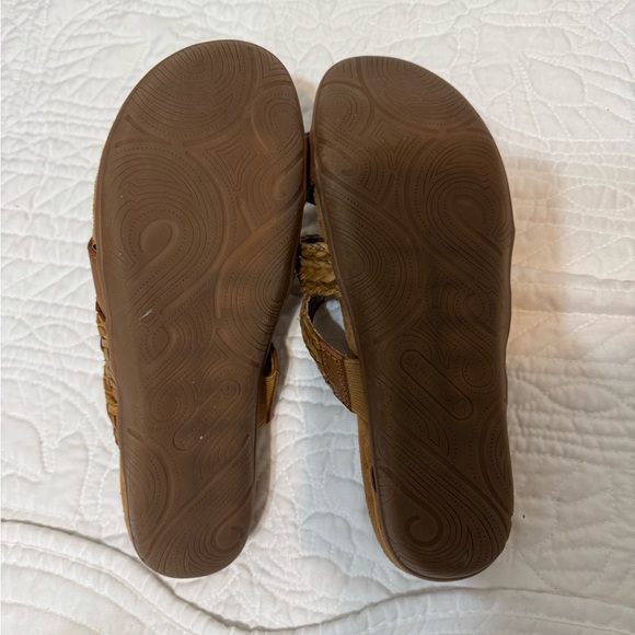 BareTraps Tan and Brown Braided Sandals - Picture 3 of 7